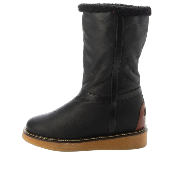 Ferragamo leather boot in black