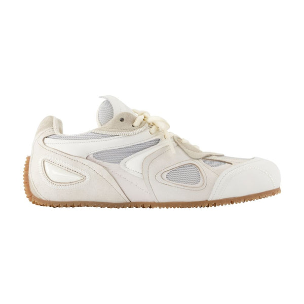 Axel Arigato Calfskin sneaker in white