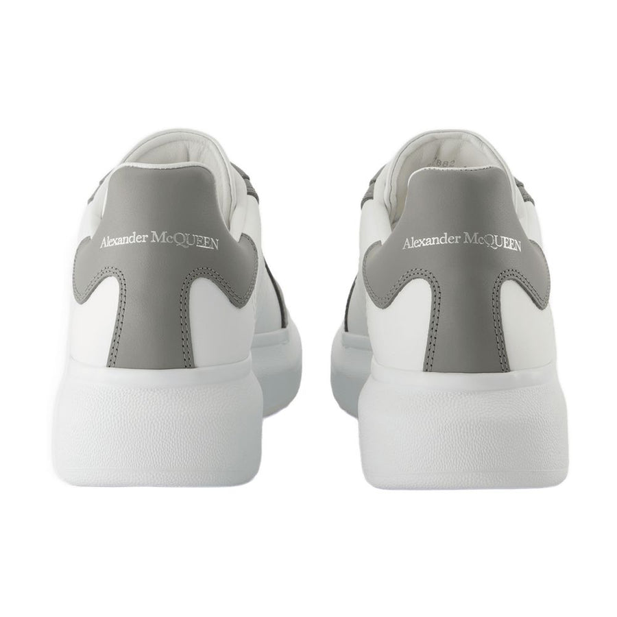 Alexander McQueen calfskin sneaker in white