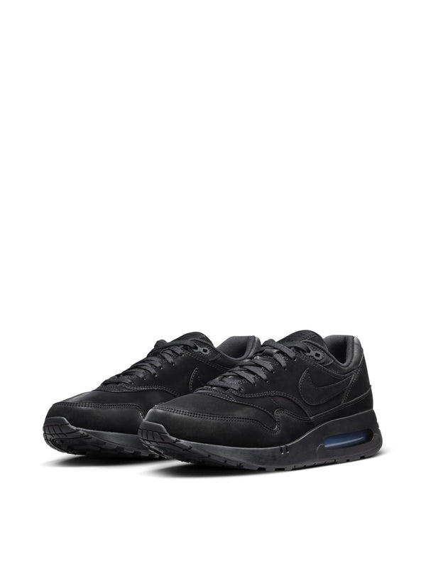 Nike Synthetic sneaker in black