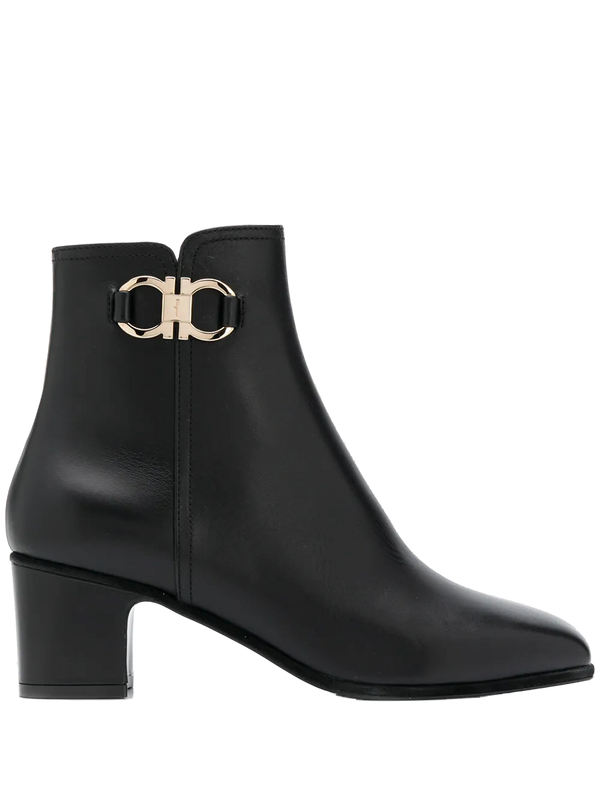 Ferragamo Leather ankle boot in black