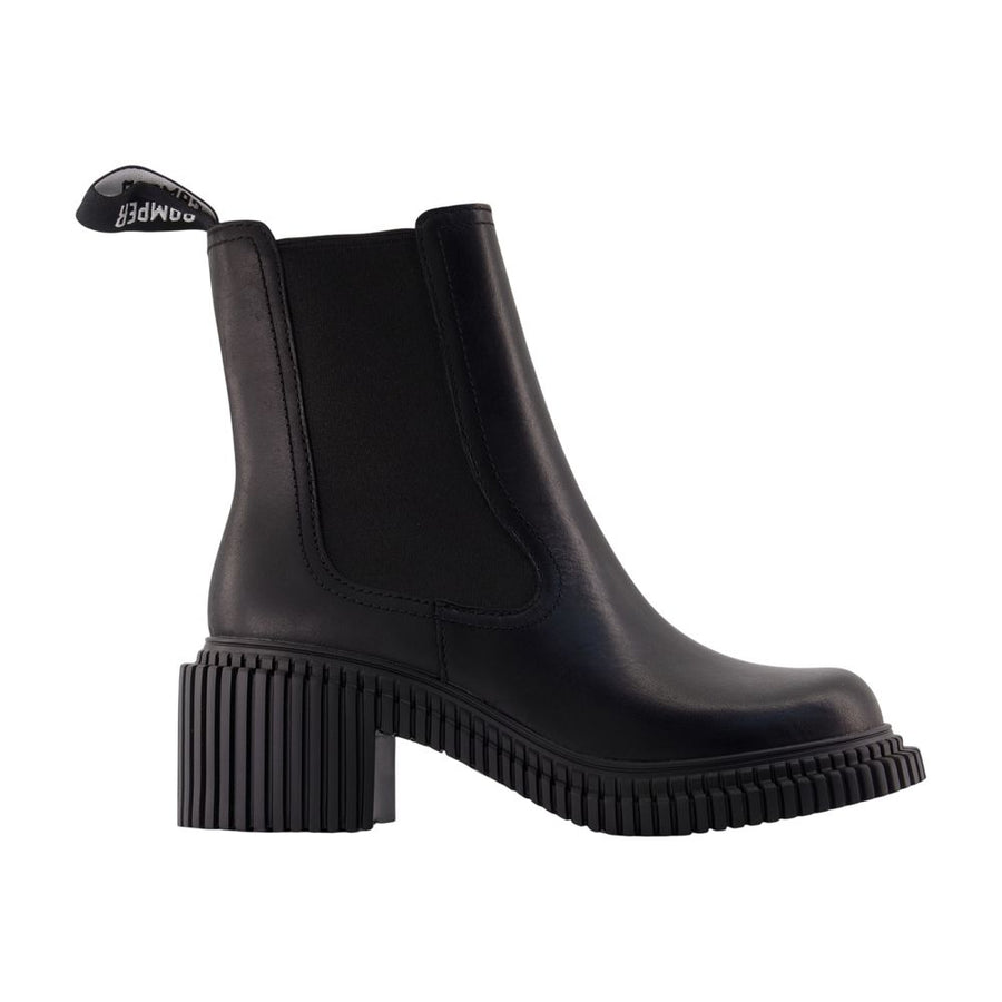 Camper Cowhide ankle boot in black