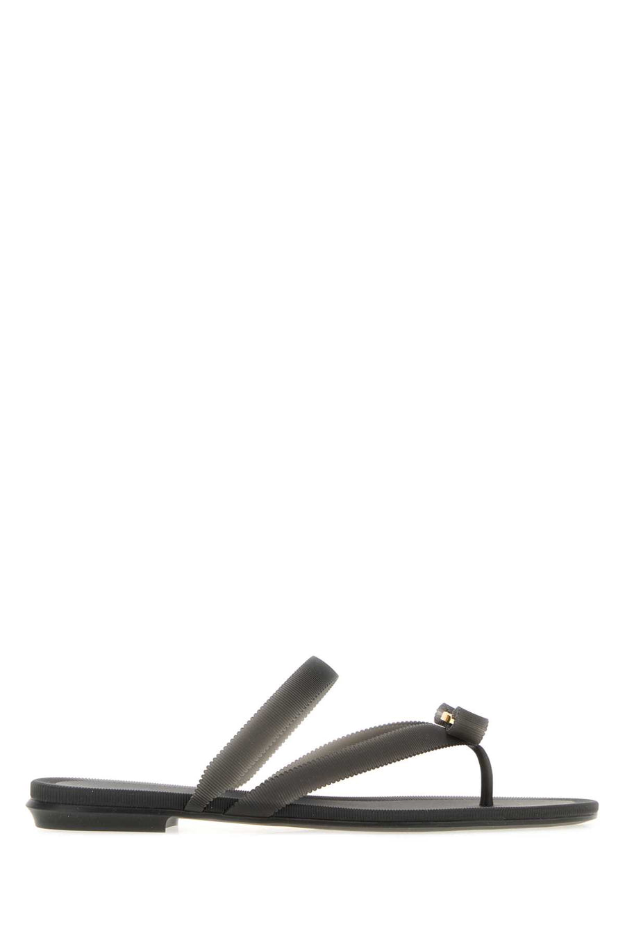 Ferragamo Exterior: 100% Rubber thong sandal in black