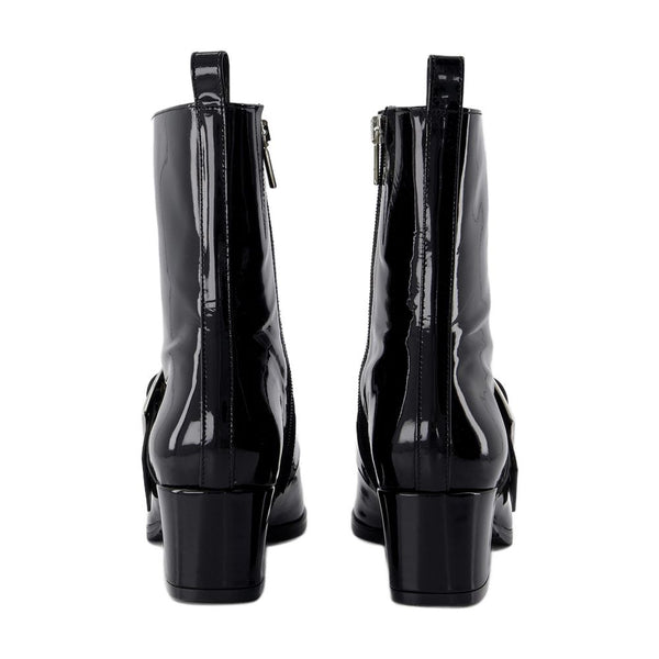 Carel calfskin boot in black