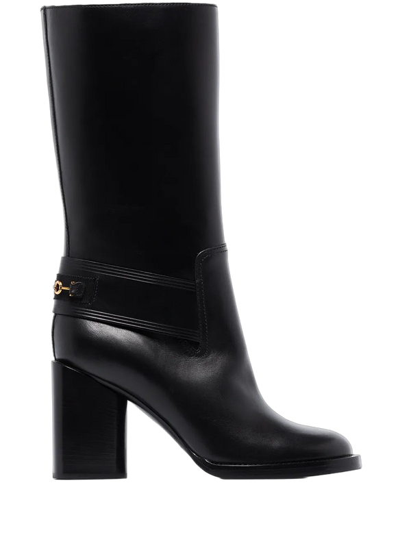 Ferragamo Leather boot in black