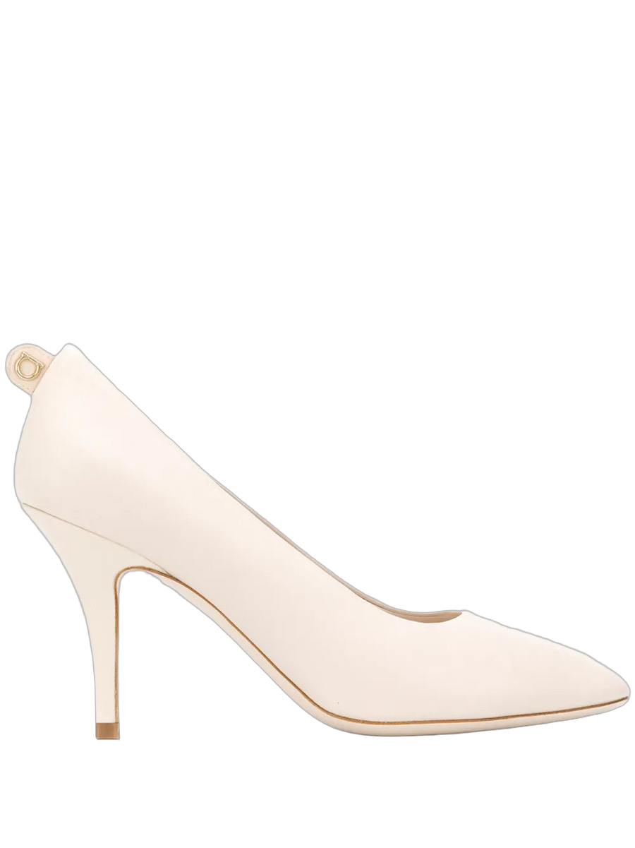 Ferragamo Leather pump in white