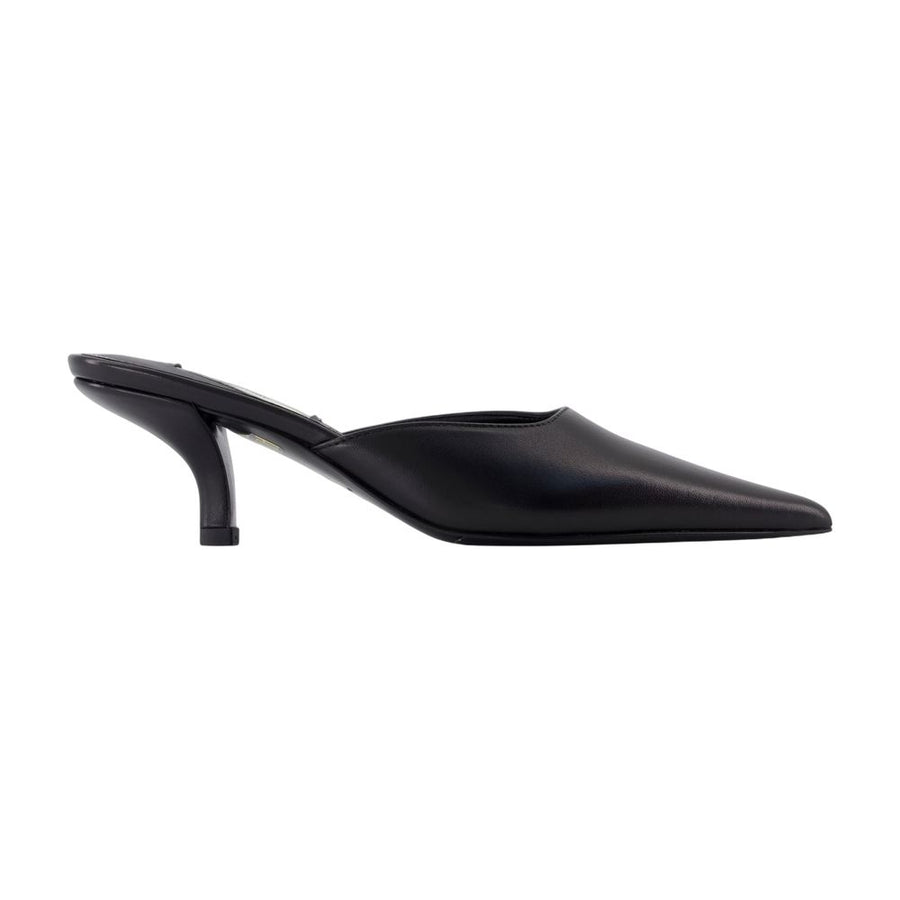 Toteme Calfskin mule in black
