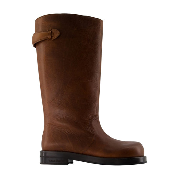 Acne Studios Calfskin boot in brown