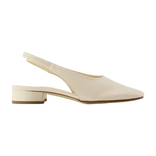 Aeyde Calfskin sling-back heel in white