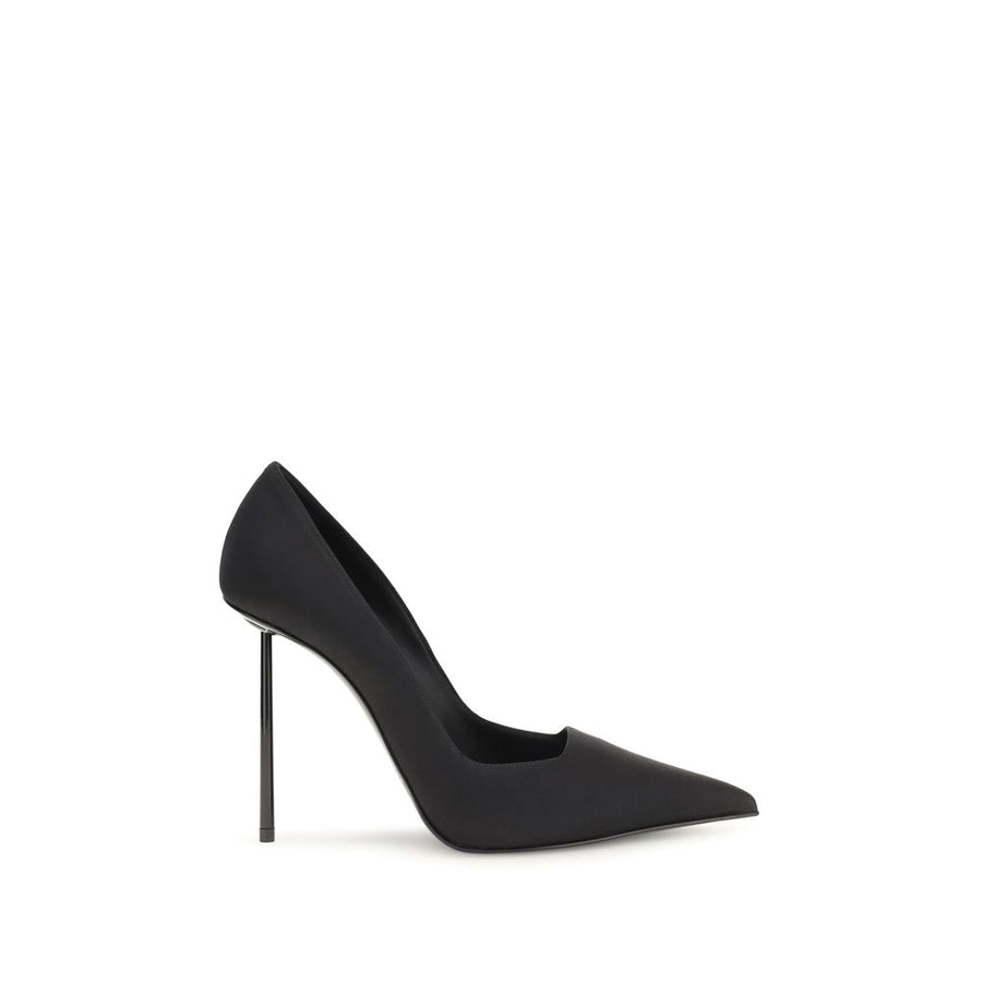 Le Silla 100% Calf Leather Bos Taurus pump in black