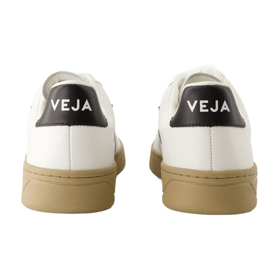 Veja calfskin sneaker in white