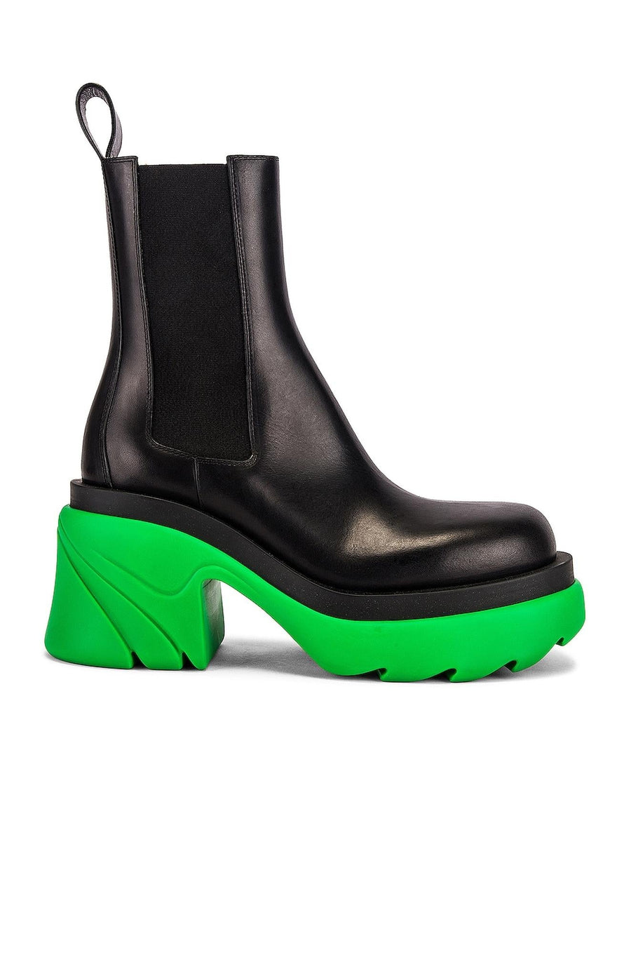 Bottega Veneta Calfskin chelsea boot in black