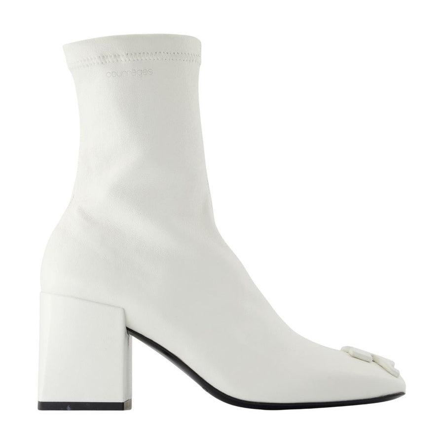 Courreges Calfskin ankle boot in white