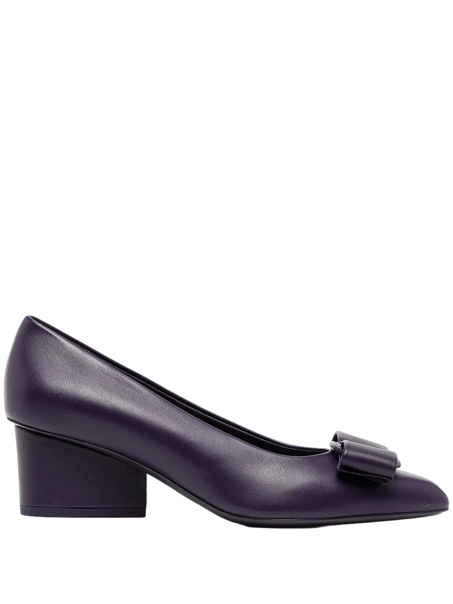 Ferragamo Lambskin leather pump in purple