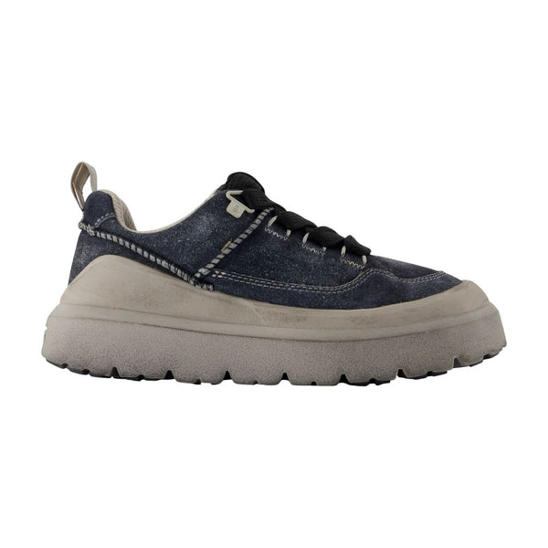 UGG Calfskin sneaker in black