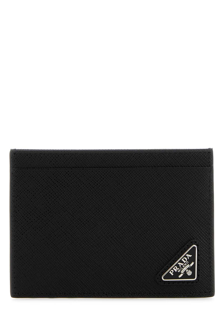 Prada Credito Exterior: 100% Leather; Finishing: Silver metal card case in black