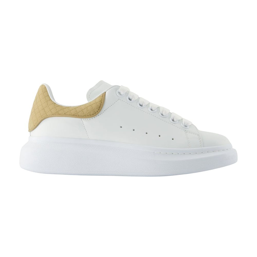 Alexander McQueen Calfskin leather sneaker in white