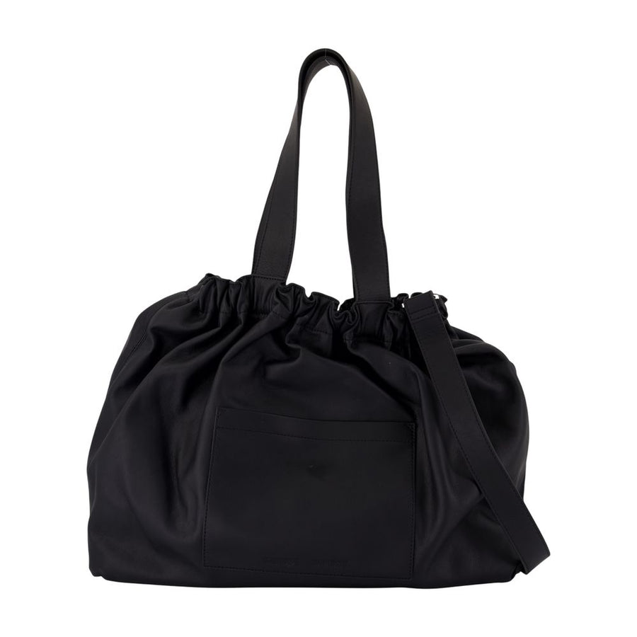 SamsøE SamsøE Leather shoulder bag in black