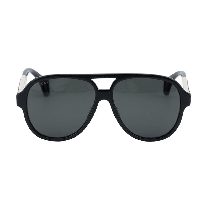 Gucci sunglasses in black