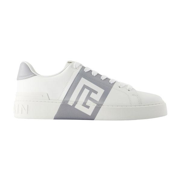 Balmain Calfskin sneaker in white