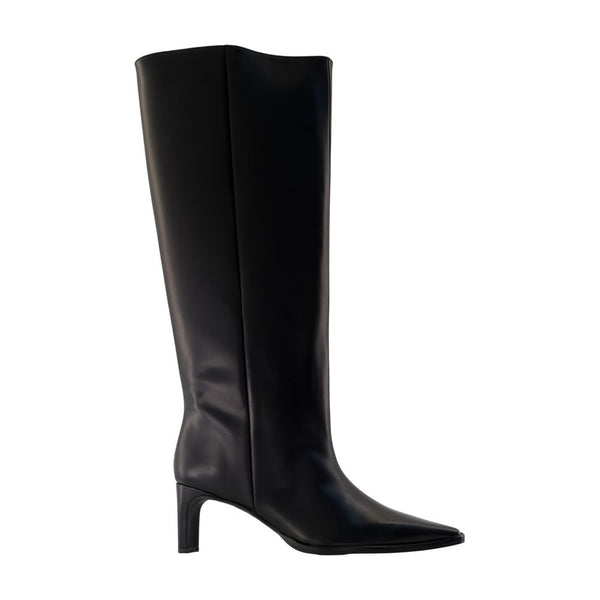 SamsøE SamsøE calfskin boots in black