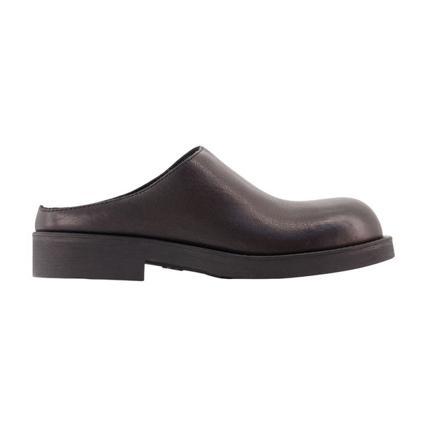 MM6 Maison Margiela Calfskin mule in black