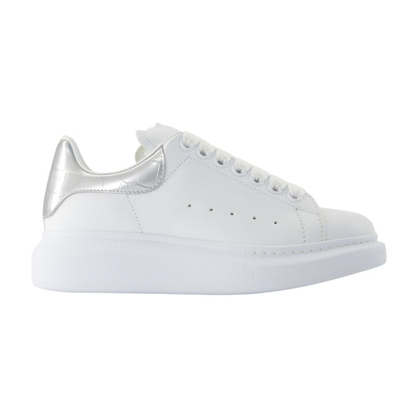 Alexander McQueen calfskin sneaker in white