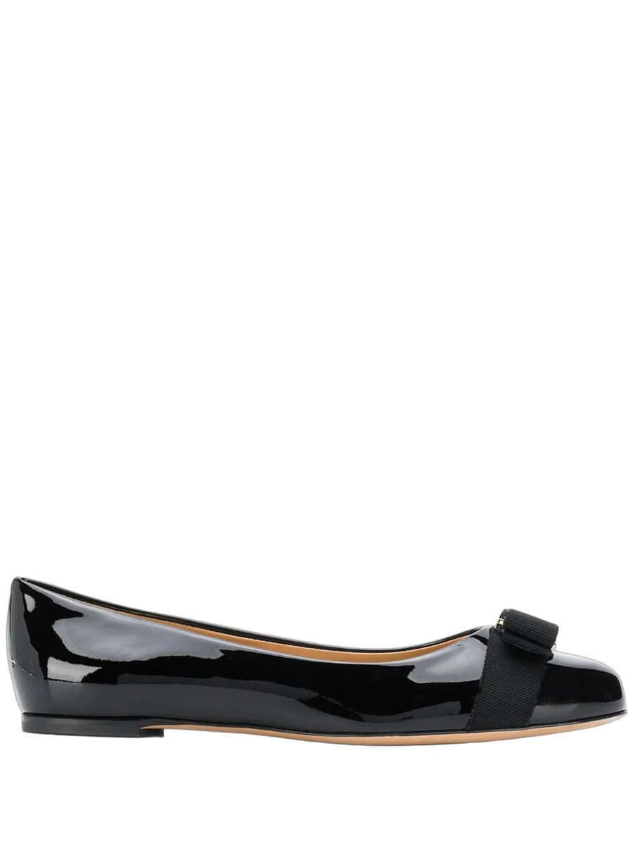 Ferragamo Patent calf leather flat in black
