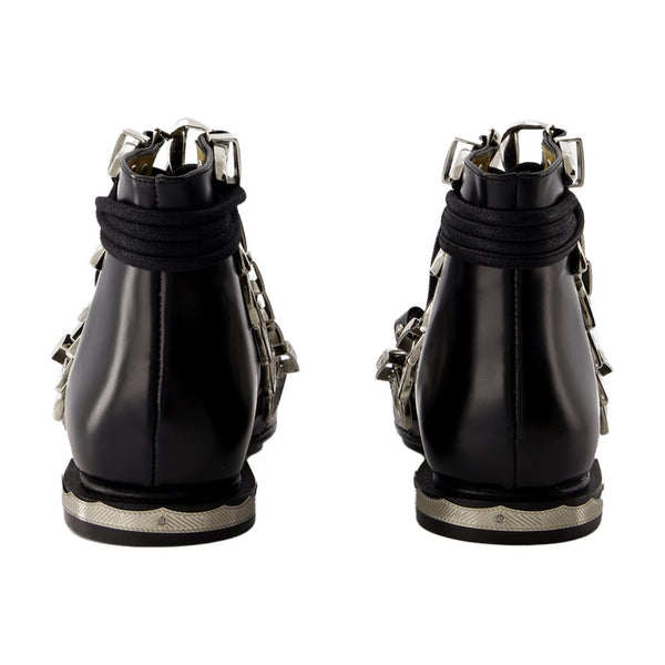 Toga Pulla leather ankle boot in black