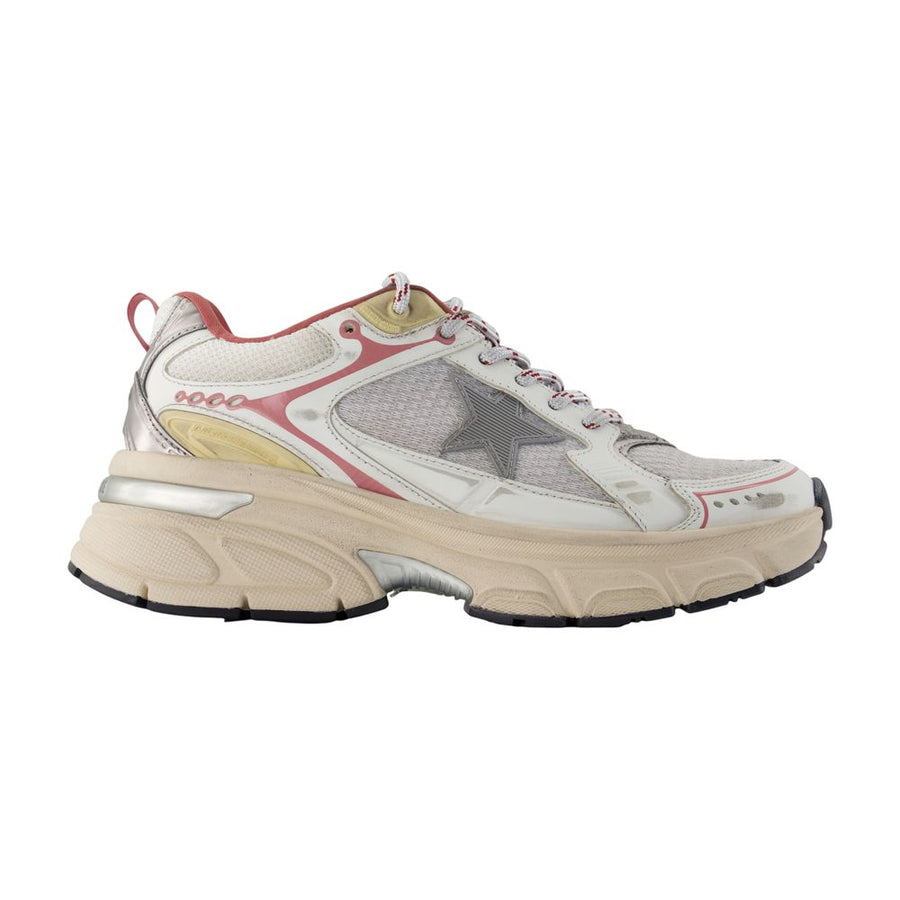 Golden Goose Deluxe Brand Cowhide sneaker in multicolor
