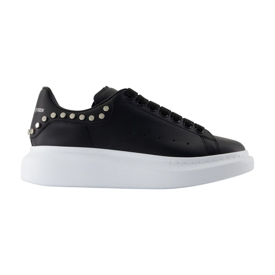 Alexander McQueen Calfskin sneaker in black