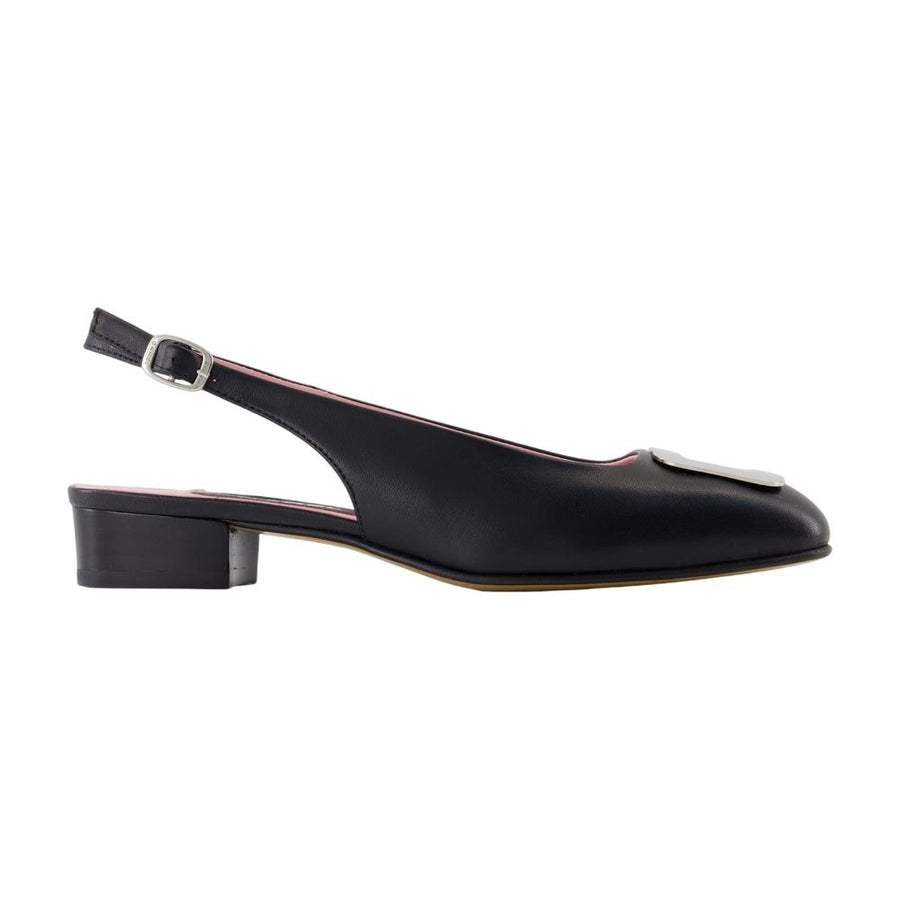 Carel calfskin flat in black