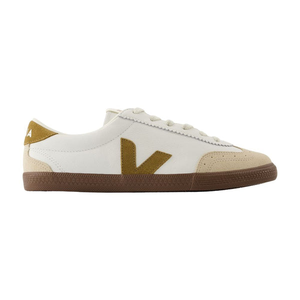 Veja Calfskin sneaker in white