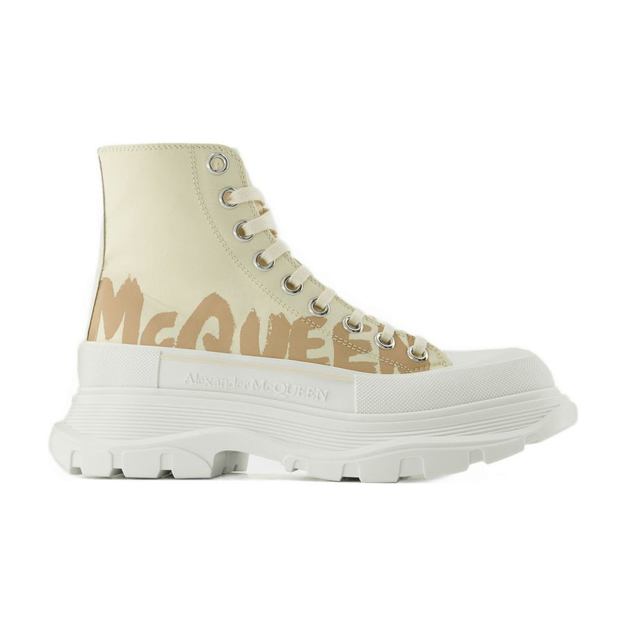 Alexander McQueen Leather sneaker in beige
