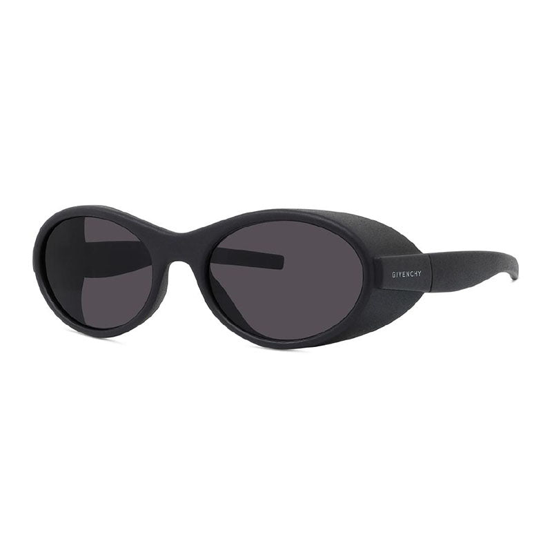 Givenchy GV40065I02A Plastic frame sunglasses in black
