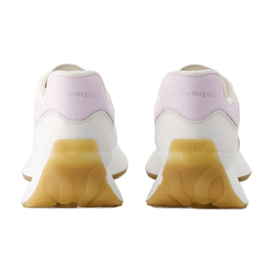 Alexander McQueen leather sneaker in white