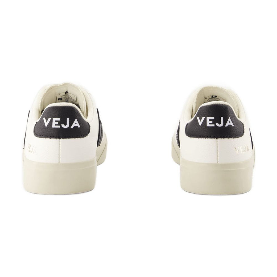 Veja Calfskin sneaker in white