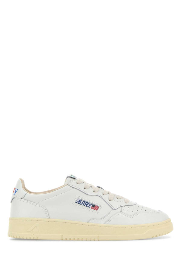 Autry Exterior: 100% Leather; Interior: 100% Fabric; Sole: Rubber sneakers in white