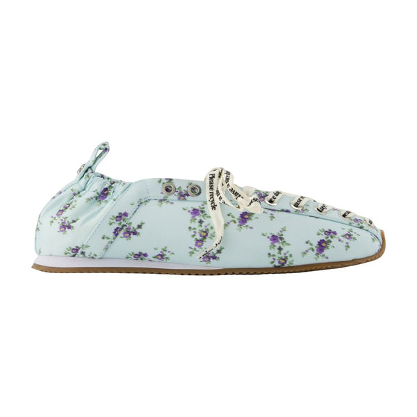 Ganni Synthetic flat in white