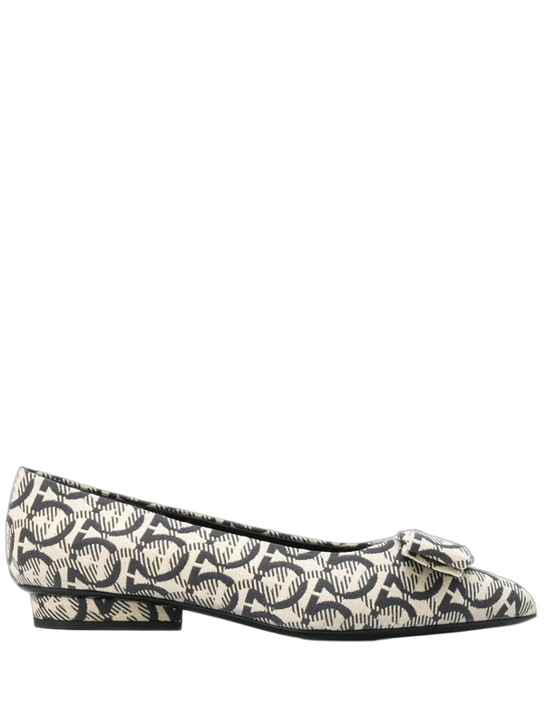 Ferragamo Leather ballerina flat in multicolor