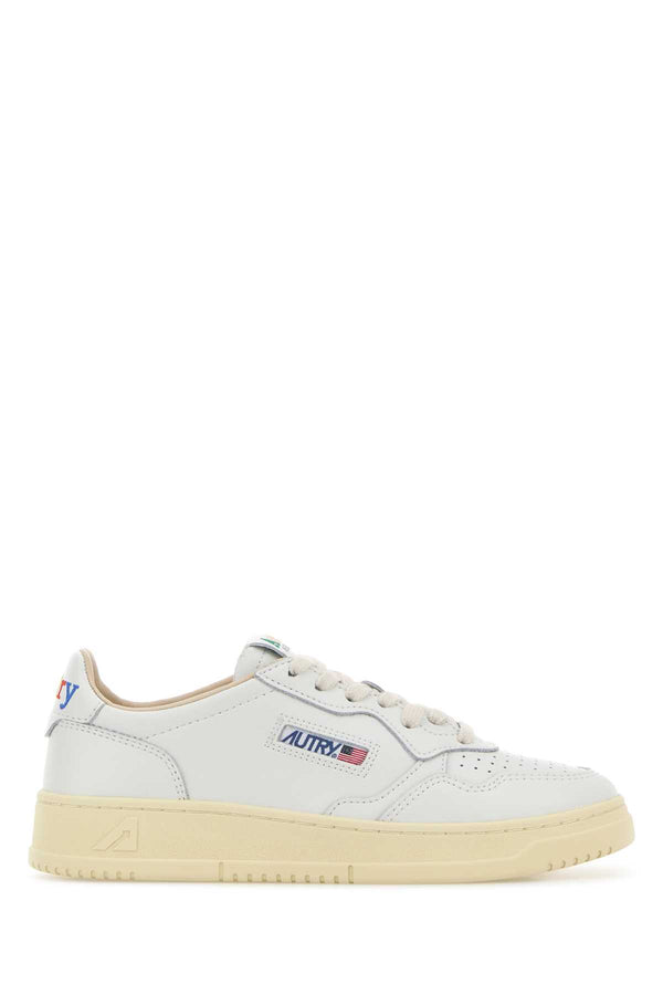 Autry Exterior: 100% Leather sneaker in white