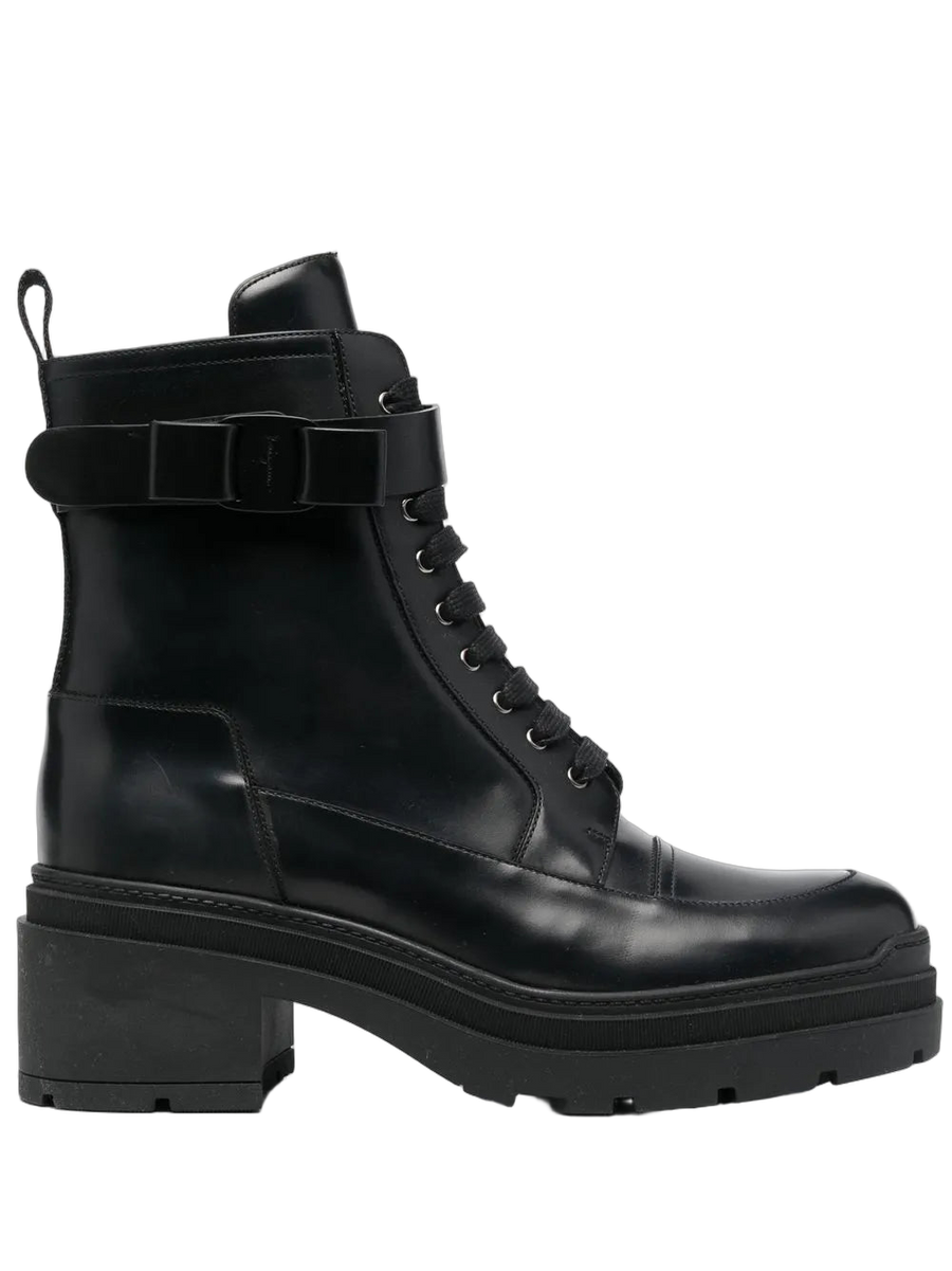 Ferragamo Leather boots in black