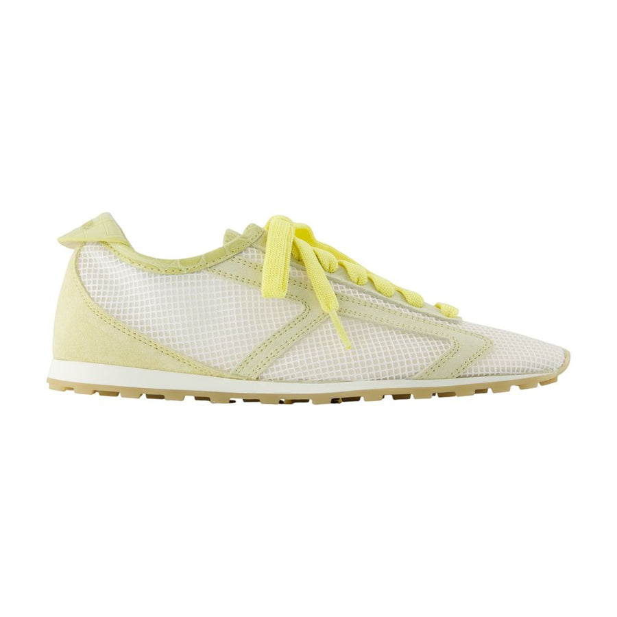 Jacquemus Lambskin sneaker in yellow