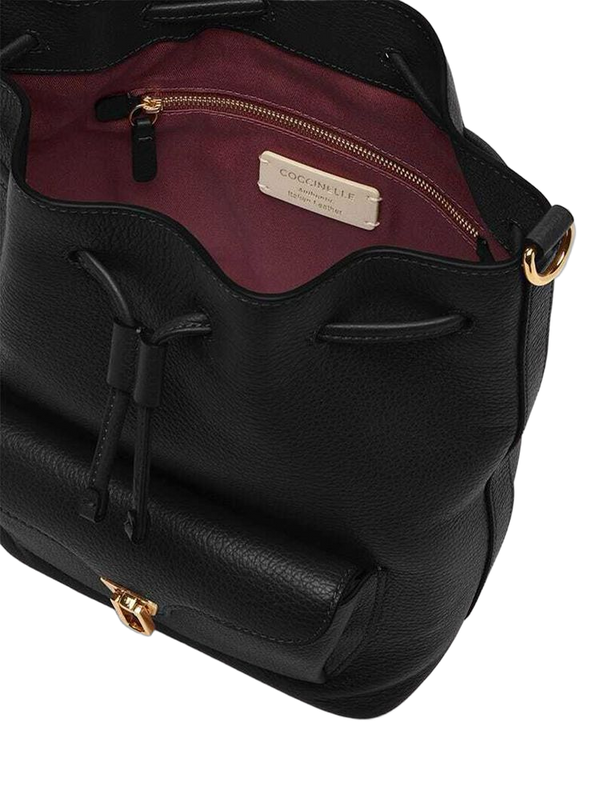 Coccinelle 100% Genuine Leather shoulder bag in black