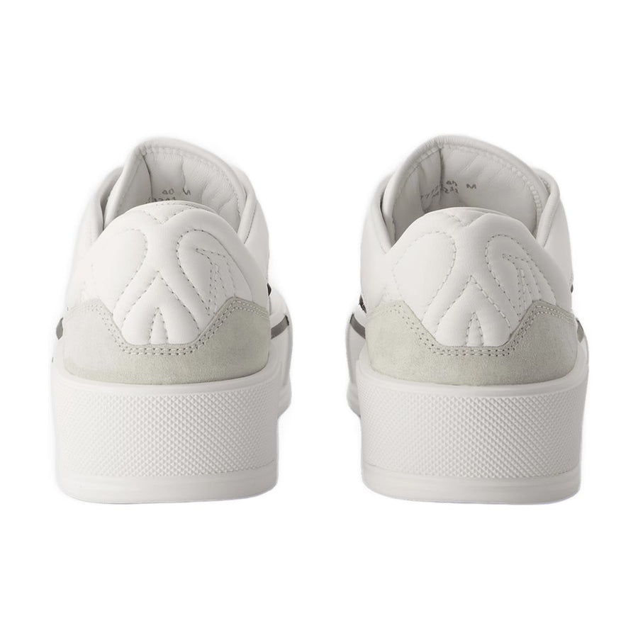 Alexander McQueen Calfskin sneaker in white