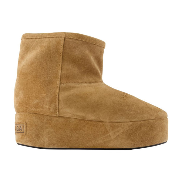 Balenciaga Calfskin boot in beige