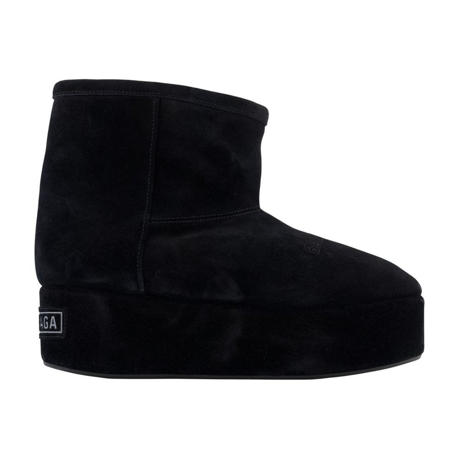 Balenciaga calfskin boots in black