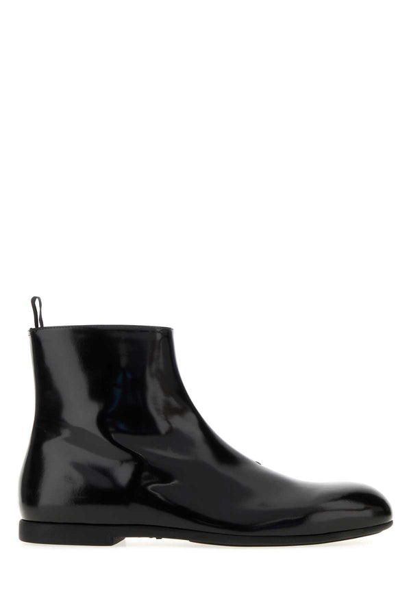 Jil Sander Exterior: 100% Calf ankle boot in black