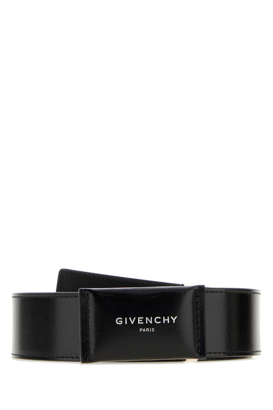Givenchy Antigona Exterior: 100% Calf Finishing: Silver metal belt in black