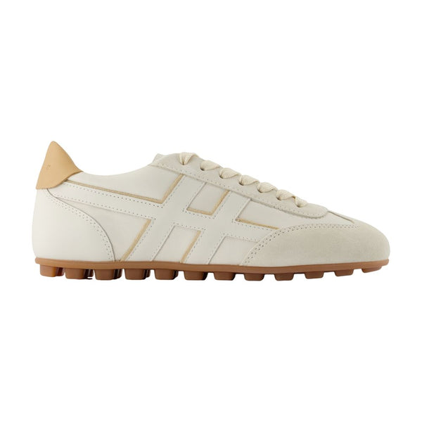 Hogan Calfskin sneaker in beige